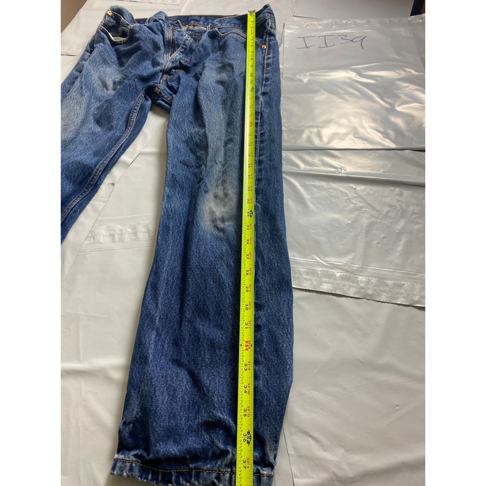 Levi's Jeans Mens 32x30 Blue Straight Leg Denim Classic‎ Faded Wash - Picture 6 of 12